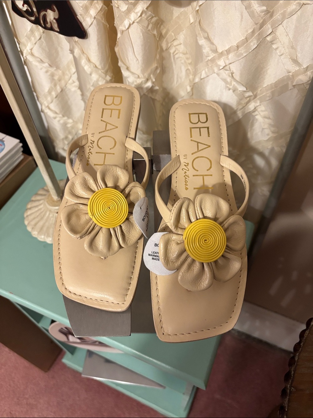 NWT and Box Leather sz 8